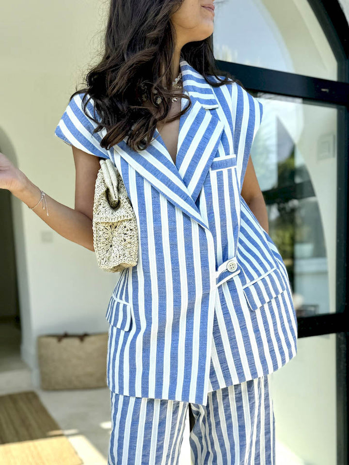 Exquisite Classic Stripe Print Vest