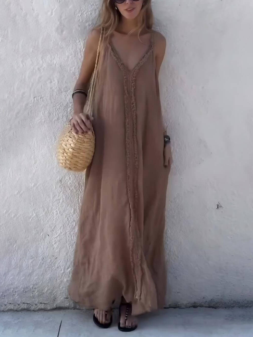 Modern Unique Lace Decoration V-Neck Suspender Maxi Dress